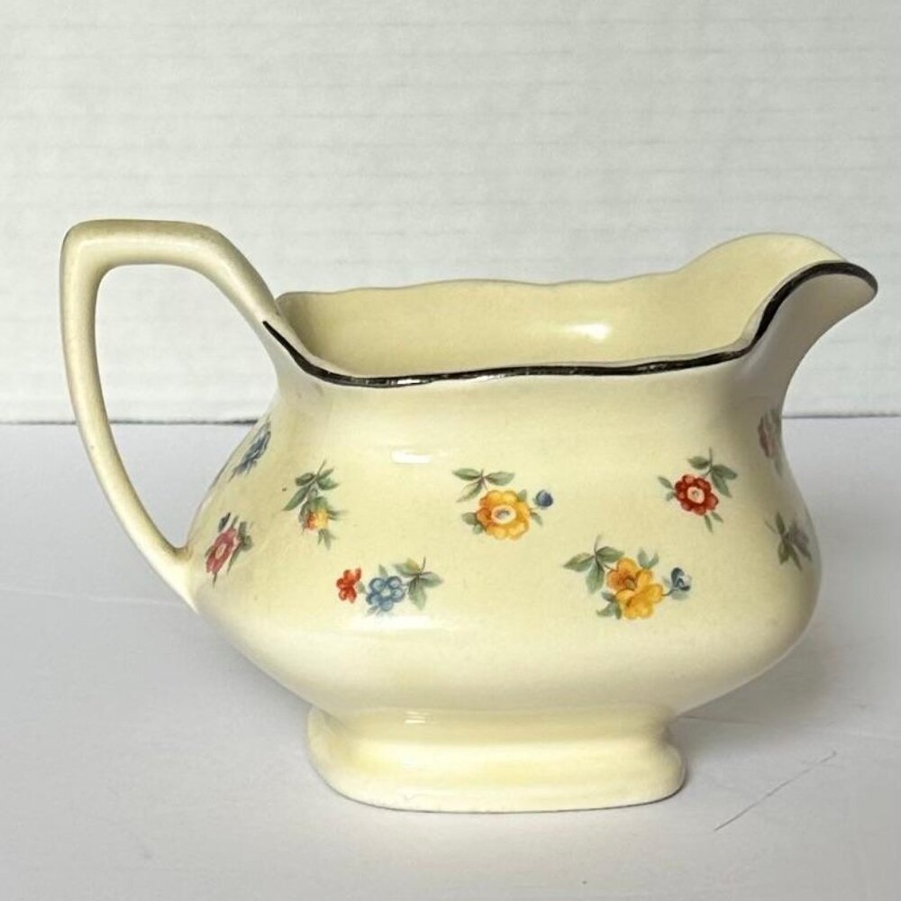 Vintage Lido WS George Canarytone Creamer,  Made In USA